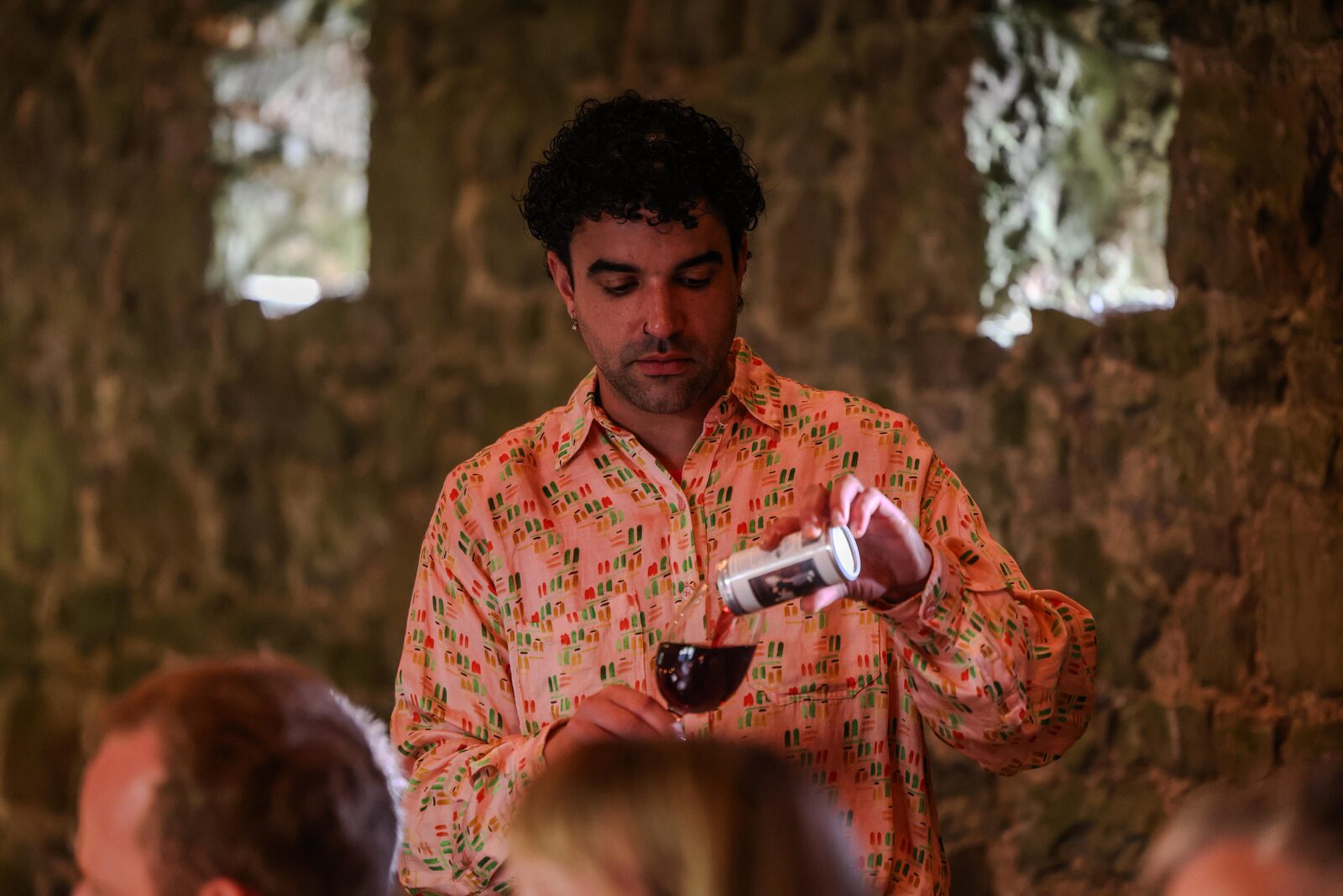 Wine pour